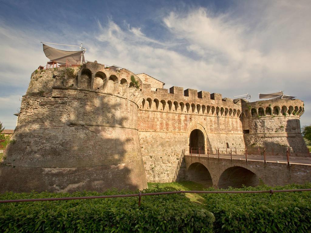 Hotel Palazzo Renieri - 3Stelle S Colle di Val d'Elsa Exterior foto